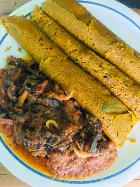 Kwakoko and snails
