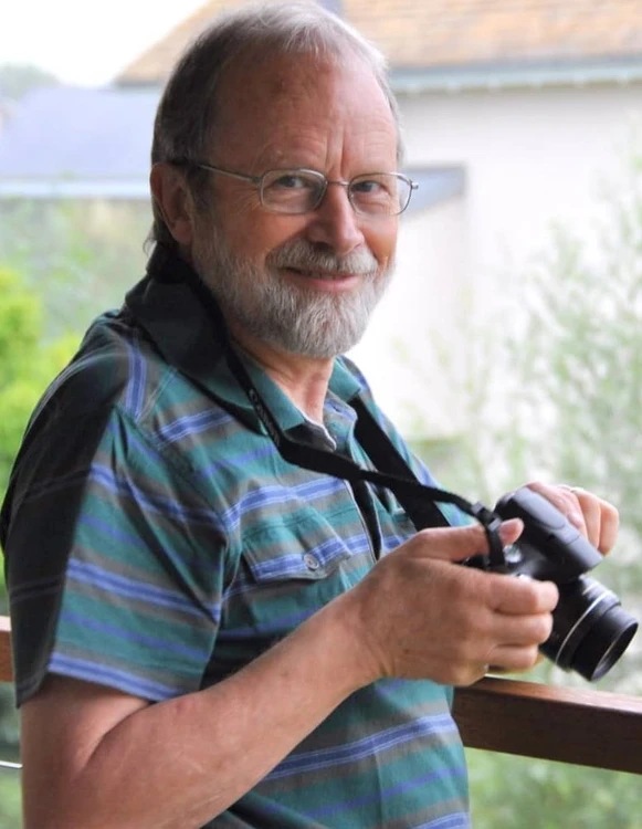 Dr. Robert Hedinger